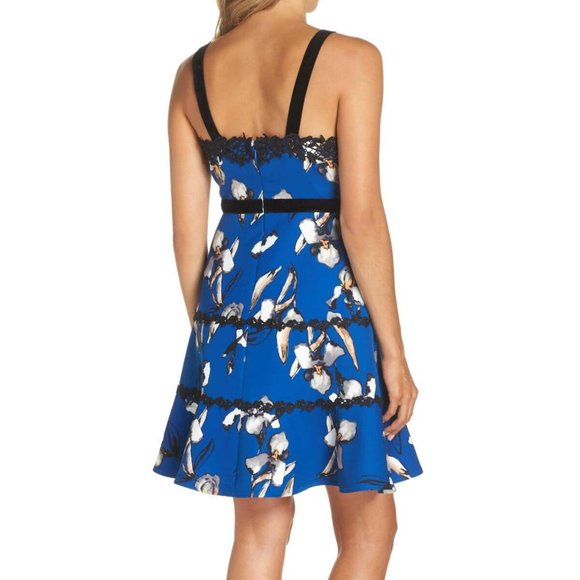 NWT New Anthropologie Foxiedox Carmella Mini Dress Velvet Lace Trim Size 6 - Picture 2 of 12